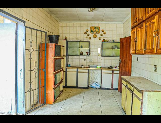 3 BEDROOM HOUSE FOR SALE IN CRESSLAWN